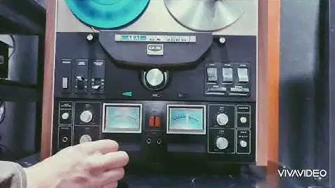 Akai GX-260D Demo