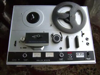 катушечный магнитофон Akai 4000D