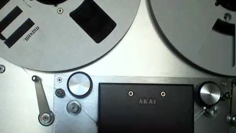 AKAI PRO 1000 SHOWING 2.MOV
