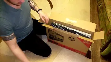 Распаковка Телевизор Akai UA24DF2110T2 из Rozetka.com.ua