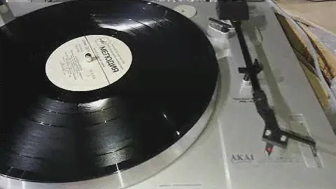 Распаковка посылки, первые впечатления от AKAI AP-Q41.