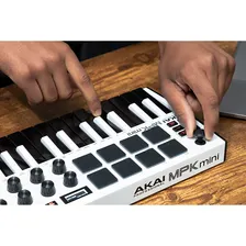 AKAI PRO MPK mini mk3 White