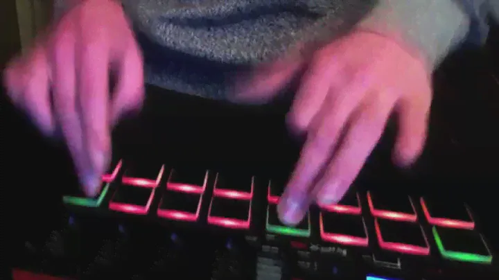 Akai mpx16 - Demo beat-song