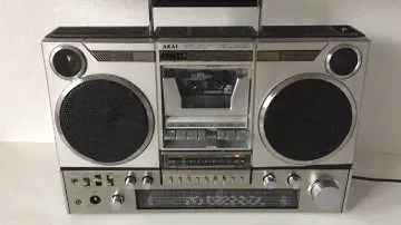 Boombox AKAI AJ 500FL