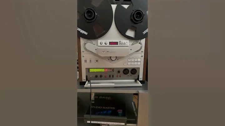 Akai GX-747