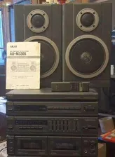 Музыкальный центр Akai AU-M330
