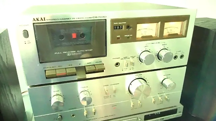 4 AKAI AM 2250 silver