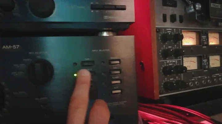 Akai AM-57 GX - 65  AT 52