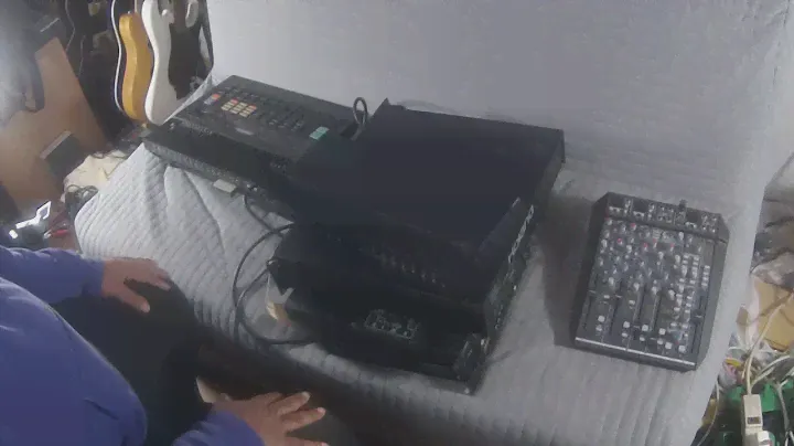 Akai Force + Audio Interface video component tear down