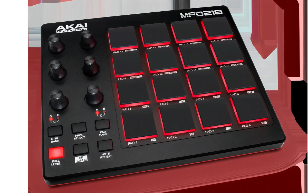 USB/MIDI контроллер Akai MPD 218-0