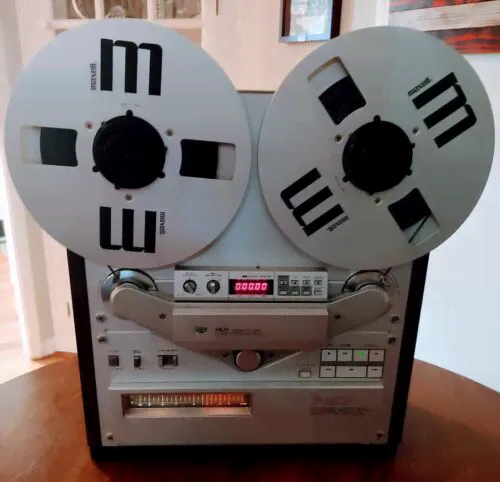 AKAI GX - 747 Tape Reel-To-Reel 10 Reels Hubs Powers Up Spins Estate Find READ-0